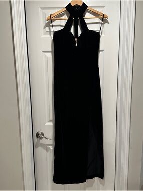 Gunne Sax black velvet gown size 9/10